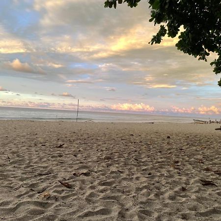 Hostal Estrellas Del Tayrona Playa Mendihuaca Guachaca Eksteriør billede